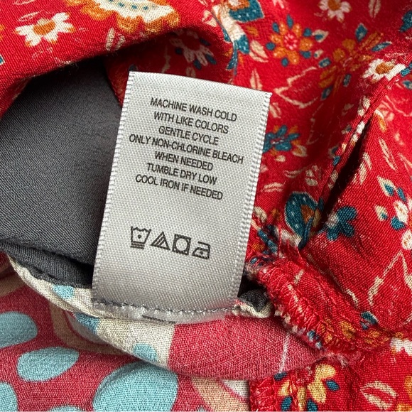 John Mark Floral Embroidered Gray and Teal Tunic - Picture 7 of 9